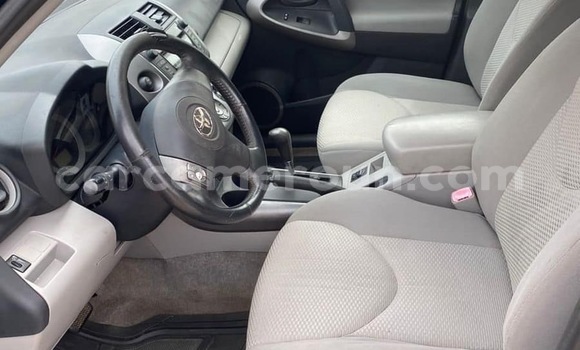 Acheter Import Voiture Toyota RAV4 Noir à Douala, Littoral Cameroon Acheter Import Voiture Toyota RAV4 Noir à Douala, Littoral Cameroon
