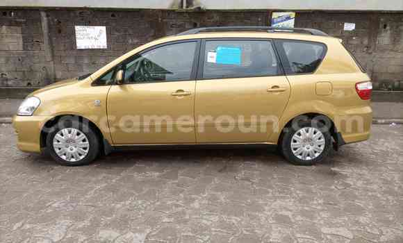 Buy Used Toyota Avensis Verso Beige Car in Douala in Littoral Cameroon Buy Used Toyota Avensis Verso Beige Car in Douala in Littoral Cameroon