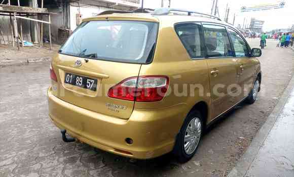 Buy Used Toyota Avensis Verso Beige Car in Douala in Littoral Cameroon Buy Used Toyota Avensis Verso Beige Car in Douala in Littoral Cameroon