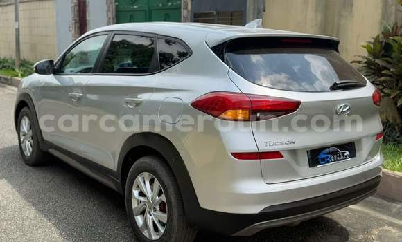 Acheter Occasion Voiture Hyundai Tucson Gris à Douala, Littoral Cameroon Acheter Occasion Voiture Hyundai Tucson Gris à Douala, Littoral Cameroon