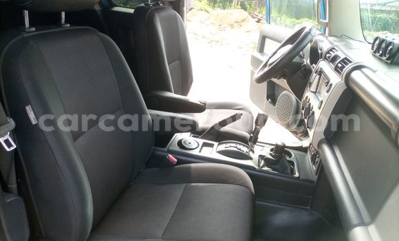 Buy Used Toyota FJ Cruiser Blue Car in Douala in Littoral Cameroon Buy Used Toyota FJ Cruiser Blue Car in Douala in Littoral Cameroon