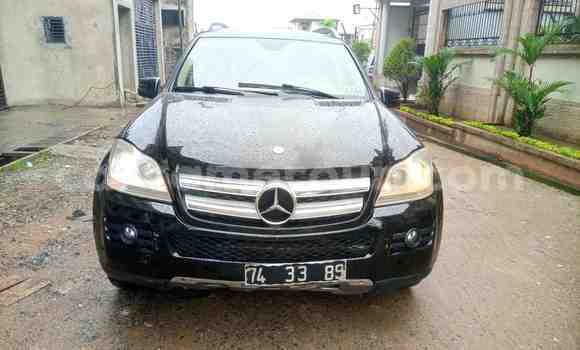 Sayi Na hannu Mercedes‒Benz GL-klasse Black Mota in Douala a Ƙasar Kamaru Sayi Na hannu Mercedes‒Benz GL-klasse Black Mota in Douala a Ƙasar Kamaru