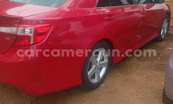 Acheter Occasion Voiture Toyota Camry Rouge à Yaoundé, Central Cameroon Acheter Occasion Voiture Toyota Camry Rouge à Yaoundé, Central Cameroon