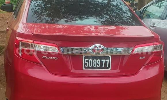 Acheter Occasion Voiture Toyota Camry Rouge à Yaoundé, Central Cameroon Acheter Occasion Voiture Toyota Camry Rouge à Yaoundé, Central Cameroon