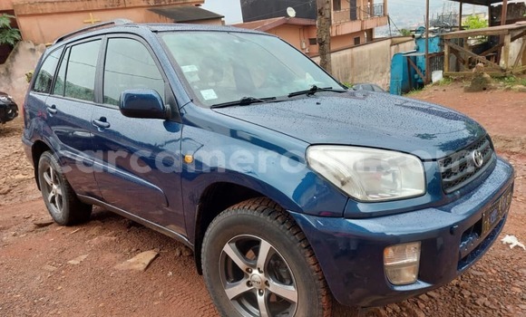 Acheter Occasion Voiture Toyota RAV4 Bleu à Yaoundé, Central Cameroon
