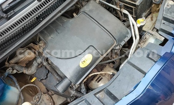 Sayi Na hannu Toyota Aygo Blue Mota in Douala a Ƙasar Kamaru Sayi Na hannu Toyota Aygo Blue Mota in Douala a Ƙasar Kamaru