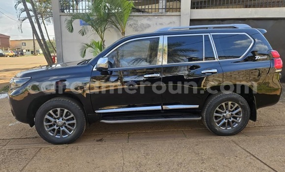 Buy Used Toyota Land Cruiser Prado Black Car in Yaounde in Central Cameroon Buy Used Toyota Land Cruiser Prado Black Car in Yaounde in Central Cameroon