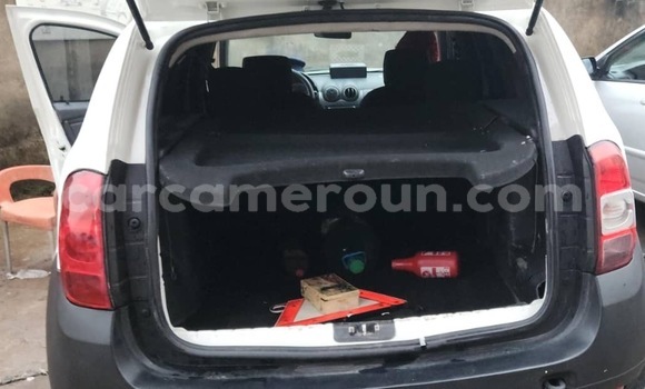 Acheter Occasion Voiture Renault Duster Blanc à Douala, Littoral Cameroon Acheter Occasion Voiture Renault Duster Blanc à Douala, Littoral Cameroon