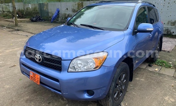 Acheter Occasion Voiture Toyota RAV4 Bleu à Douala, Littoral Cameroon