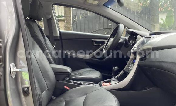 Sayi Imported Hyundai Elantra M Mota in Douala a Ƙasar Kamaru Sayi Imported Hyundai Elantra M Mota in Douala a Ƙasar Kamaru