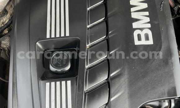 Sayi Na hannu BMW X3 Azurfa Mota in Douala a Ƙasar Kamaru Sayi Na hannu BMW X3 Azurfa Mota in Douala a Ƙasar Kamaru