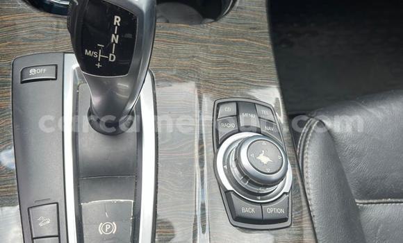 Sayi Na hannu BMW X3 Azurfa Mota in Douala a Ƙasar Kamaru Sayi Na hannu BMW X3 Azurfa Mota in Douala a Ƙasar Kamaru