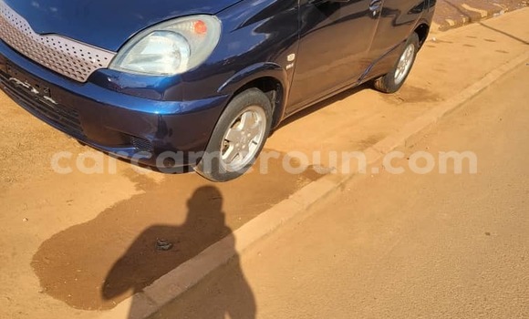 Acheter Occasion Voiture Toyota Yaris Verso Bleu à Yaoundé, Central Cameroon Acheter Occasion Voiture Toyota Yaris Verso Bleu à Yaoundé, Central Cameroon