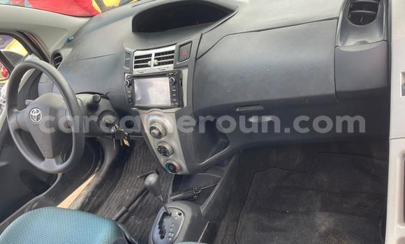 Acheter Occasion Voiture Toyota Yaris Gris à Douala, Littoral Cameroon Acheter Occasion Voiture Toyota Yaris Gris à Douala, Littoral Cameroon