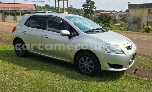 Buy Used Toyota Auris Silver Car in Yaounde in Central Cameroon Buy Used Toyota Auris Silver Car in Yaounde in Central Cameroon