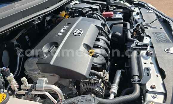 Buy Used Toyota Auris Silver Car in Yaounde in Central Cameroon Buy Used Toyota Auris Silver Car in Yaounde in Central Cameroon