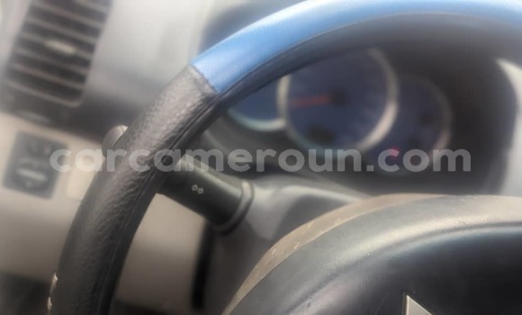 Buy Used Mitsubishi L200 Green Car in Douala in Littoral Cameroon Buy Used Mitsubishi L200 Green Car in Douala in Littoral Cameroon