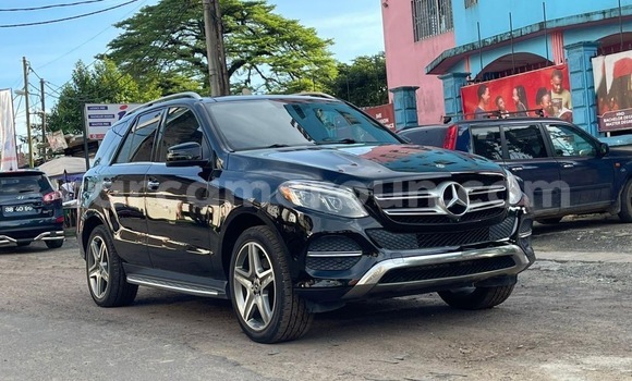 Sayi Imported Mercedes‒Benz GLE Black Mota in Douala a Ƙasar Kamaru Sayi Imported Mercedes‒Benz GLE Black Mota in Douala a Ƙasar Kamaru