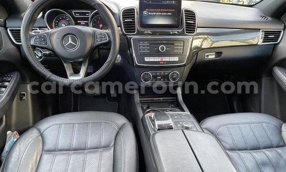 Sayi Imported Mercedes‒Benz GLE Black Mota in Douala a Ƙasar Kamaru Sayi Imported Mercedes‒Benz GLE Black Mota in Douala a Ƙasar Kamaru