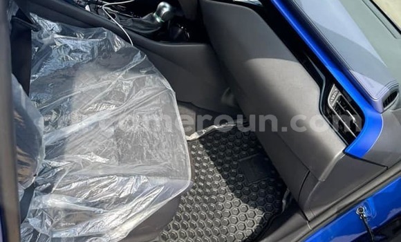 Acheter Import Voiture Toyota C-HR Bleu à Douala, Littoral Cameroon Acheter Import Voiture Toyota C-HR Bleu à Douala, Littoral Cameroon