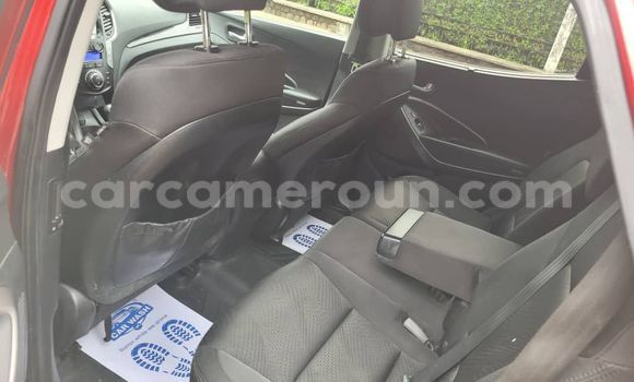 Sayi Imported Hyundai Santa Fe Red Mota in Douala a Ƙasar Kamaru Sayi Imported Hyundai Santa Fe Red Mota in Douala a Ƙasar Kamaru
