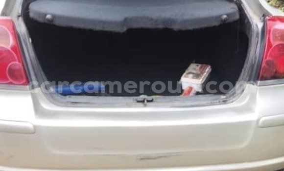 Sayi Na hannu Toyota Avensis M Mota in Douala a Ƙasar Kamaru Sayi Na hannu Toyota Avensis M Mota in Douala a Ƙasar Kamaru