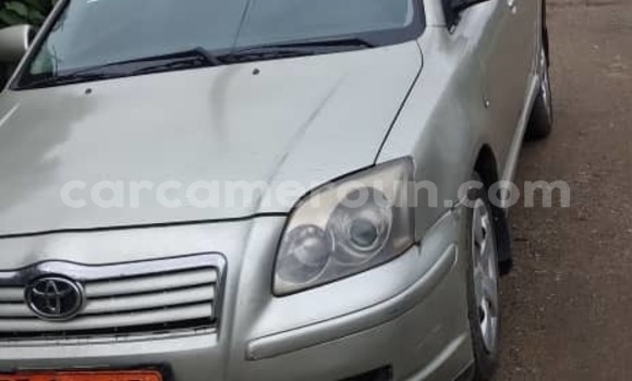 Sayi Na hannu Toyota Avensis M Mota in Douala a Ƙasar Kamaru Sayi Na hannu Toyota Avensis M Mota in Douala a Ƙasar Kamaru