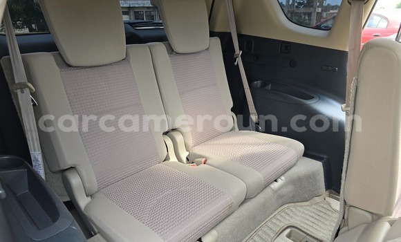 Acheter Occasion Voiture Toyota Vanguard Noir à Yaoundé, Central Cameroon Acheter Occasion Voiture Toyota Vanguard Noir à Yaoundé, Central Cameroon