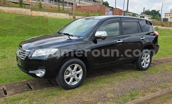 Acheter Occasion Voiture Toyota Vanguard Noir à Yaoundé, Central Cameroon Acheter Occasion Voiture Toyota Vanguard Noir à Yaoundé, Central Cameroon