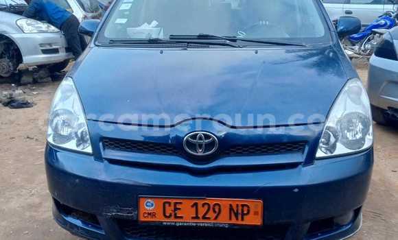 Sayi Na hannu Toyota Corolla Verso Blue Mota in Douala a Ƙasar Kamaru Sayi Na hannu Toyota Corolla Verso Blue Mota in Douala a Ƙasar Kamaru