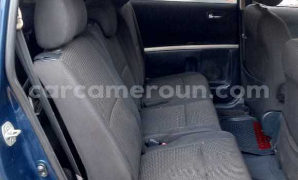 Sayi Na hannu Toyota Corolla Verso Blue Mota in Douala a Ƙasar Kamaru Sayi Na hannu Toyota Corolla Verso Blue Mota in Douala a Ƙasar Kamaru