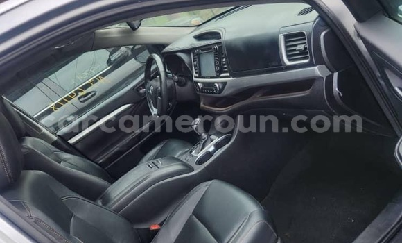 Acheter Neuf Voiture Toyota Highlander Autre à Douala, Littoral Cameroon Acheter Neuf Voiture Toyota Highlander Autre à Douala, Littoral Cameroon