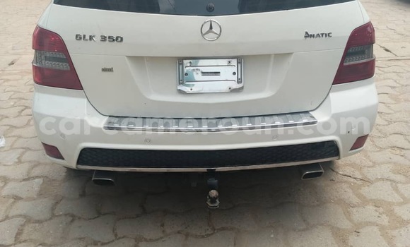 Sayi Na hannu Mercedes‒Benz GLK–Class White Mota in Douala a Ƙasar Kamaru Sayi Na hannu Mercedes‒Benz GLK–Class White Mota in Douala a Ƙasar Kamaru