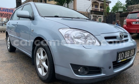 Sayi Imported Toyota Corolla Sauran Mota in Douala a Ƙasar Kamaru