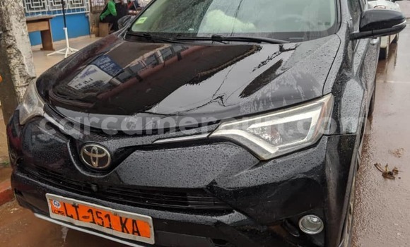 Acheter Occasion Voiture Toyota RAV4 Noir à Yaoundé, Central Cameroon