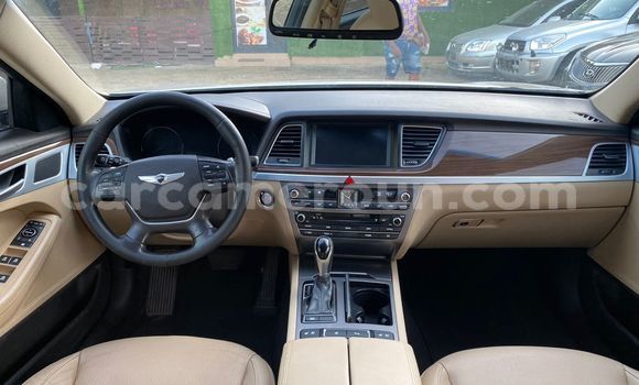 Acheter Import Voiture Hyundai Genesis Beige à Douala, Littoral Cameroon Acheter Import Voiture Hyundai Genesis Beige à Douala, Littoral Cameroon