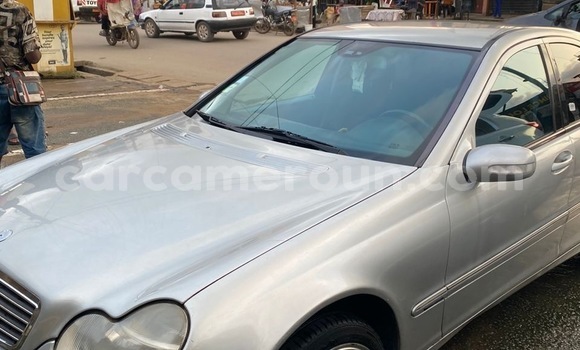 Acheter Import Voiture Mercedes‒Benz C-klasse Gris à Douala, Littoral Cameroon Acheter Import Voiture Mercedes‒Benz C-klasse Gris à Douala, Littoral Cameroon