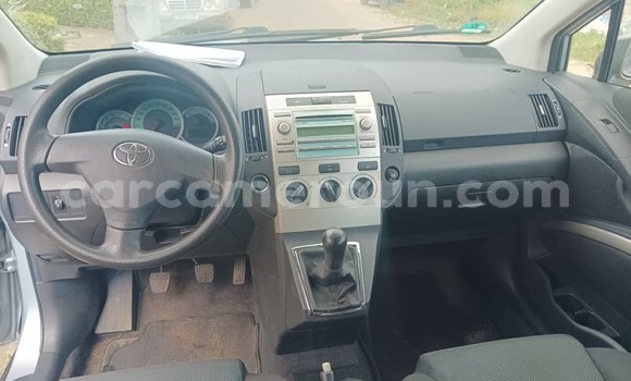 Acheter Occasion Voiture Toyota Corolla Bleu à Douala, Littoral Cameroon Acheter Occasion Voiture Toyota Corolla Bleu à Douala, Littoral Cameroon