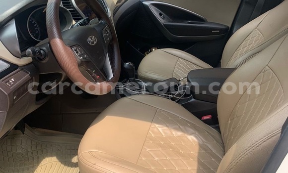 Buy Import Hyundai Santa Fe White Car in Douala in Littoral Cameroon Buy Import Hyundai Santa Fe White Car in Douala in Littoral Cameroon