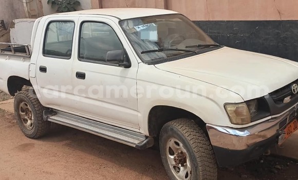 Buy Used Toyota Hilux White Car in Yaounde in Central Cameroon Buy Used Toyota Hilux White Car in Yaounde in Central Cameroon