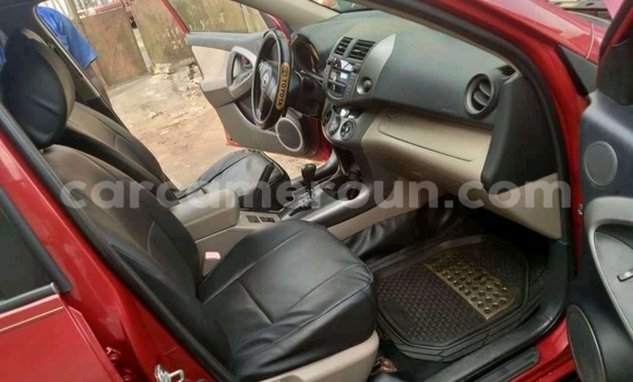 Acheter Import Voiture Toyota RAV4 Rouge à Douala, Littoral Cameroon Acheter Import Voiture Toyota RAV4 Rouge à Douala, Littoral Cameroon