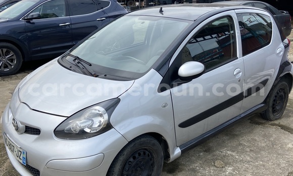 Acheter Import Voiture Toyota Aygo Gris à Douala, Littoral Cameroon Acheter Import Voiture Toyota Aygo Gris à Douala, Littoral Cameroon
