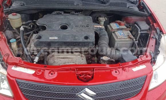 Sayi Na hannu Suzuki Swift Red Mota in Douala a Ƙasar Kamaru Sayi Na hannu Suzuki Swift Red Mota in Douala a Ƙasar Kamaru