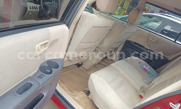 Acheter Occasion Voiture Toyota Highlander Rouge à Douala, Littoral Cameroon Acheter Occasion Voiture Toyota Highlander Rouge à Douala, Littoral Cameroon