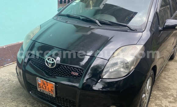 Acheter Occasion Voiture Toyota Vitz Noir à Douala, Littoral Cameroon
