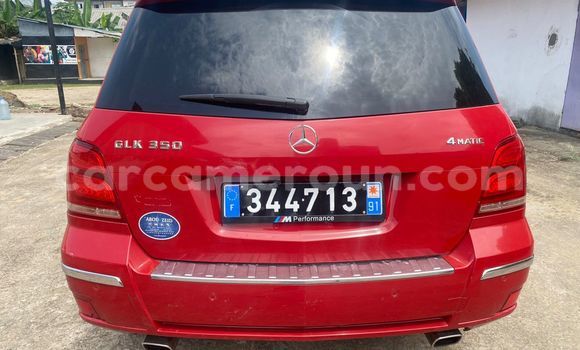 Sayi Imported Mercedes‒Benz GLK–Class Red Mota in Douala a Ƙasar Kamaru Sayi Imported Mercedes‒Benz GLK–Class Red Mota in Douala a Ƙasar Kamaru