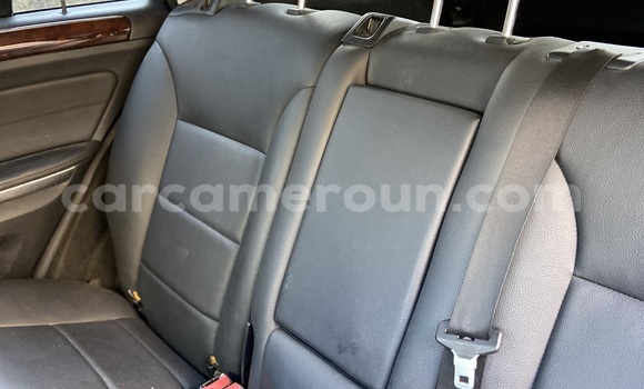 Acheter Import Voiture Mercedes‒Benz ML–Class Blanc à Douala, Littoral Cameroon Acheter Import Voiture Mercedes‒Benz ML–Class Blanc à Douala, Littoral Cameroon
