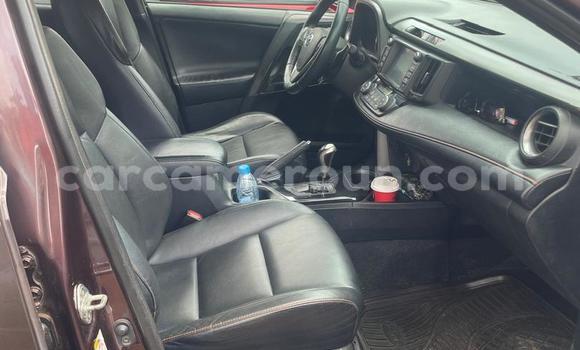 Acheter Occasion Voiture Toyota RAV4 Marron à Yaoundé, Central Cameroon Acheter Occasion Voiture Toyota RAV4 Marron à Yaoundé, Central Cameroon