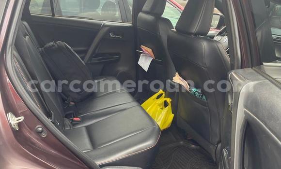 Acheter Occasion Voiture Toyota RAV4 Marron à Yaoundé, Central Cameroon Acheter Occasion Voiture Toyota RAV4 Marron à Yaoundé, Central Cameroon