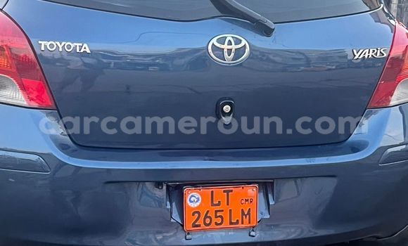 Sayi Na hannu Toyota Yaris Blue Mota in Douala a Ƙasar Kamaru Sayi Na hannu Toyota Yaris Blue Mota in Douala a Ƙasar Kamaru